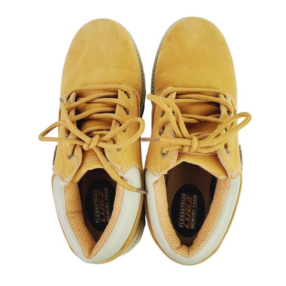 Lugz Men's Mantle Mid Classic Memory Foam Chukka Nubuck Boot, NWOB, 8.5 - Picture 9 of 12